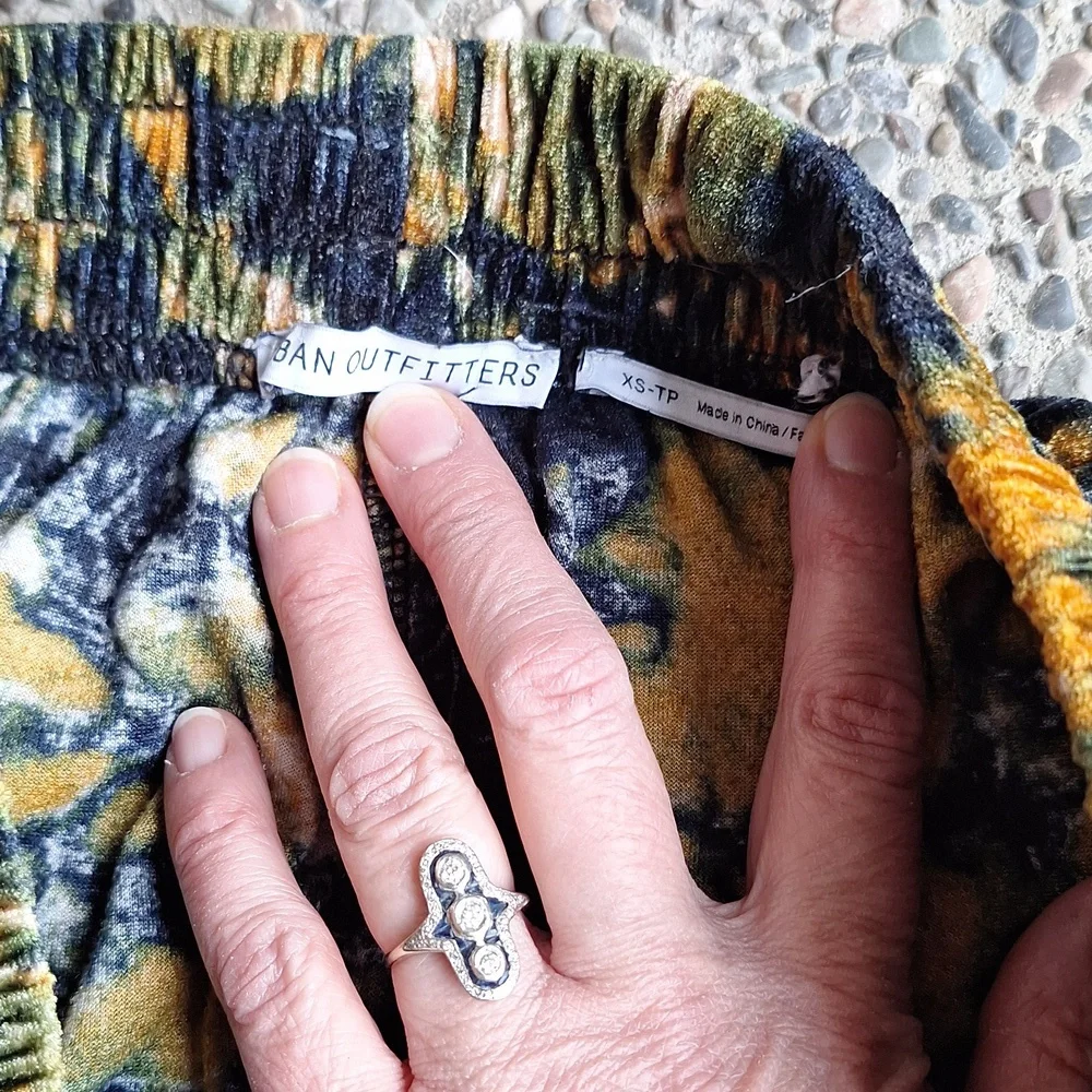 Urban Outfitters Penelope Velvet Joggers Black Green Orange Gold XS Cozy Chic - Picture 6 of 12